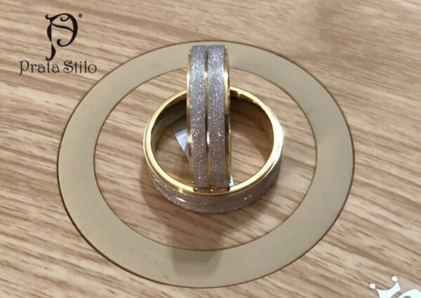 Aliança prata diamantada com banho de ouro (unidade) - Imagem 3