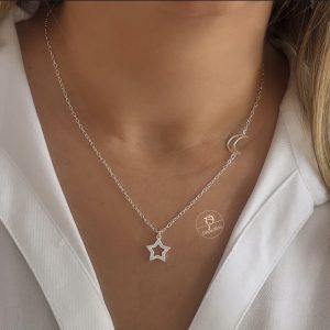 Choker lua e estrela