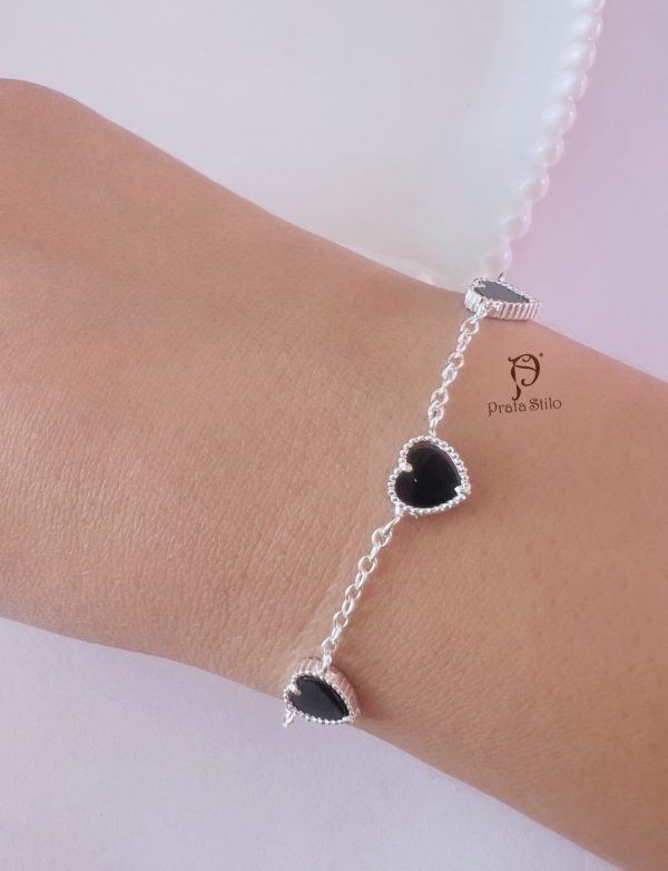 Pulseira três corações  ônix - Imagem 3