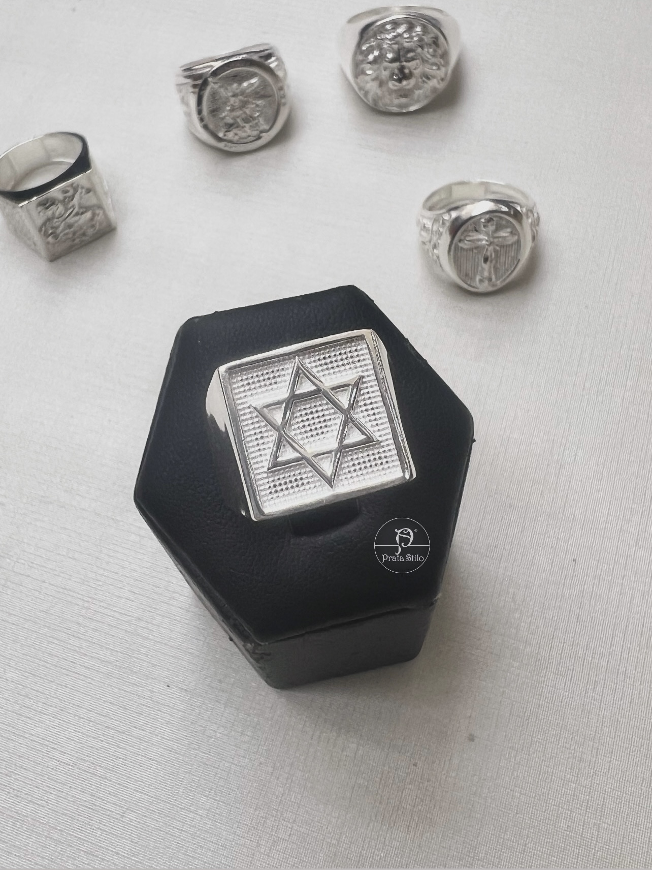 B2E8A95B-EBAA-45F4-8A5B-483ACE0D9A70