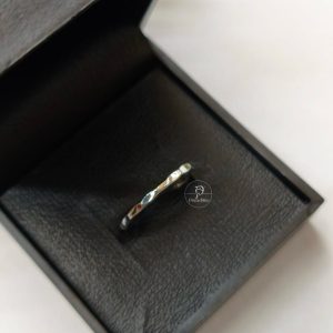 Anel Minimalista Lapidado