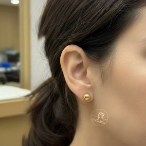 Brinco esfera OURO 18K