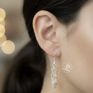 Brinco Gancho Entrelaçado