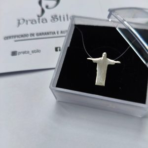 Colar fio de nylon com pingente Cristo SOB ENCOMENDA
